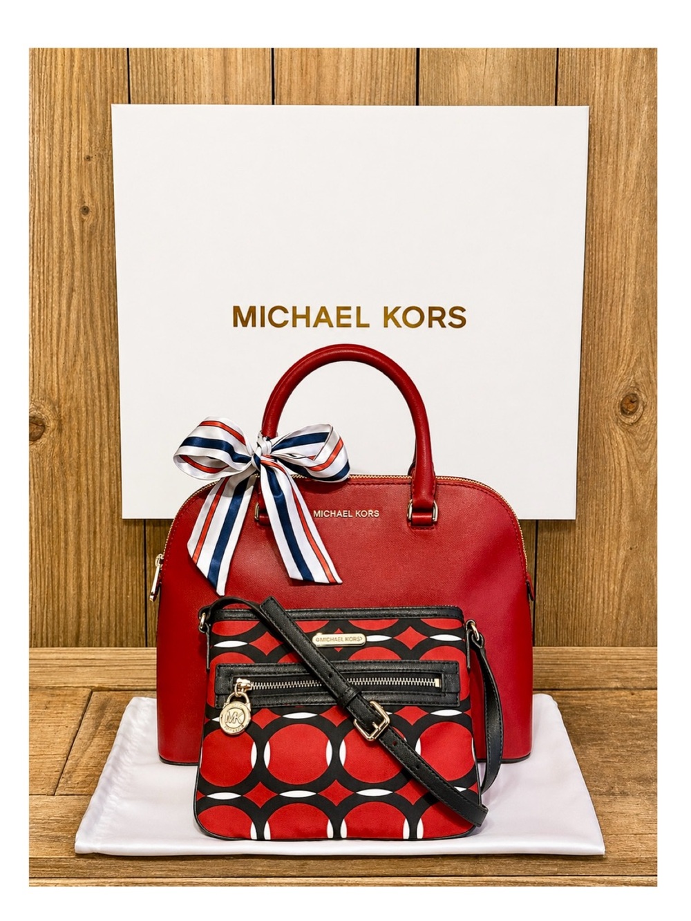 Michael Kors. 5 Piece: Cindy Bag & Free Crossbody, Gift Box, Scarf & Dust Bag.